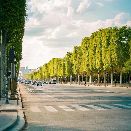 Daire Elegance And Comfort With Ac - Arc De Triomphe